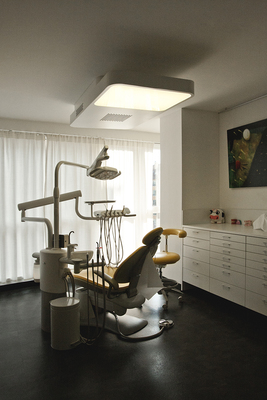 Стоматологична клиника - Галерия луксозни настилки от Димакс ООД